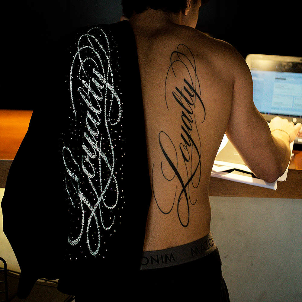 LOYALTY TEE