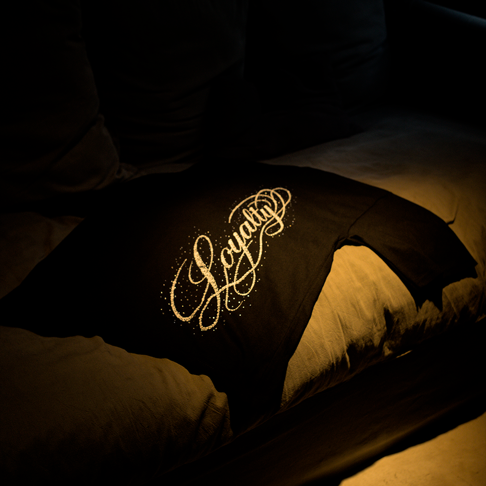 LOYALTY TEE
